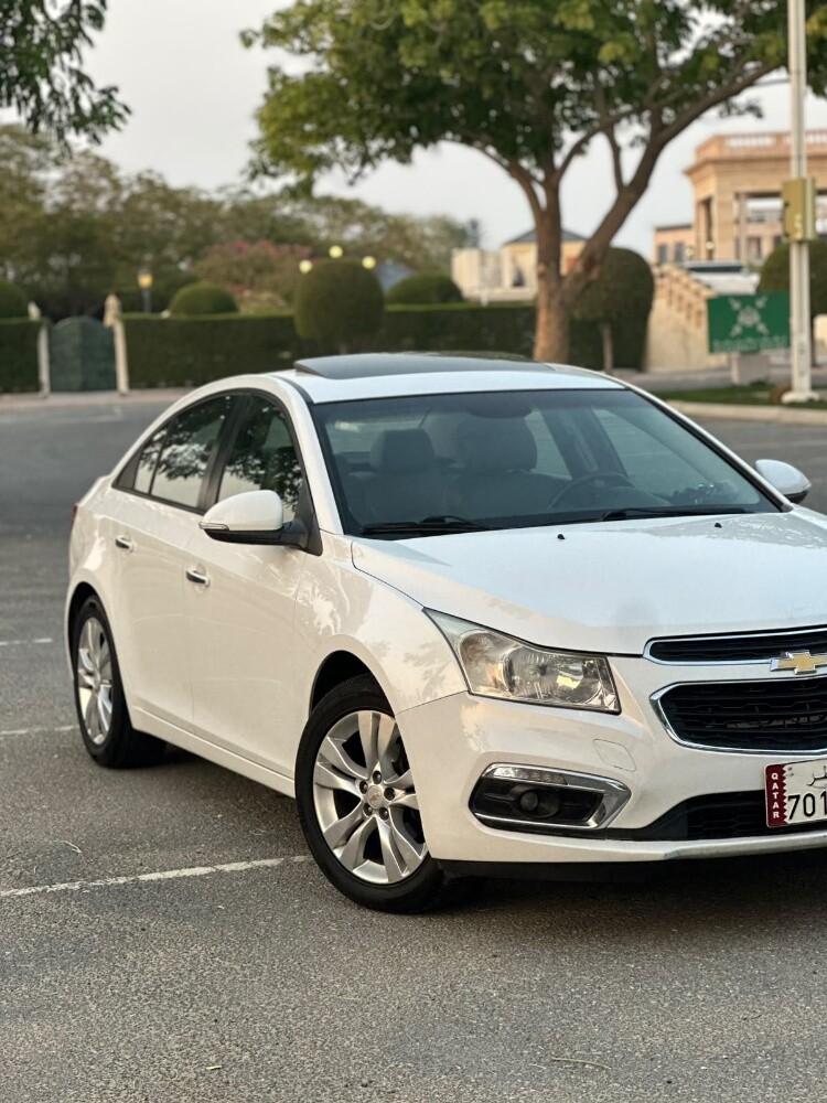 2017 Cruze Low Mileage Clean - 3
