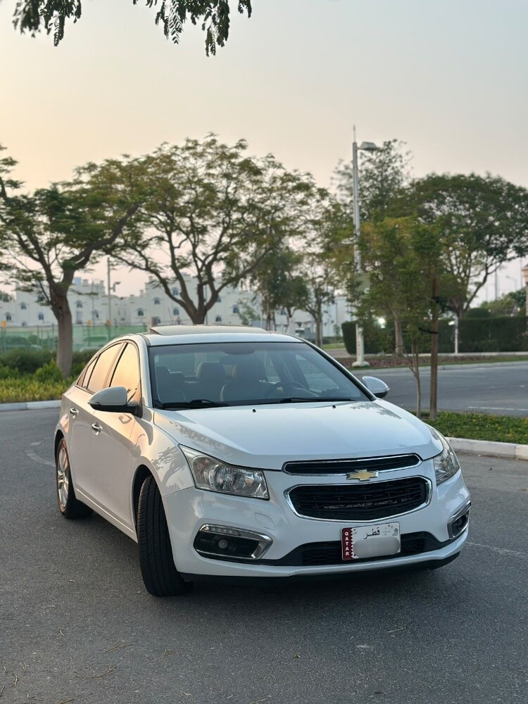 2017 Cruze Low Mileage Clean - 7