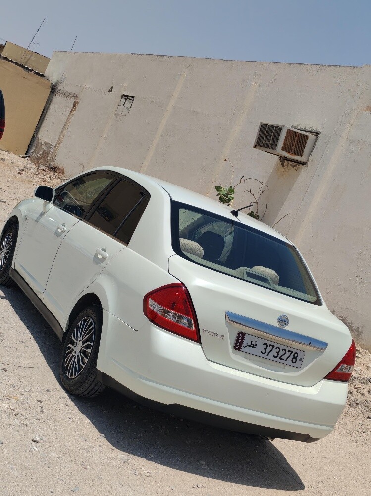 Nissan Tida 2007 - 1