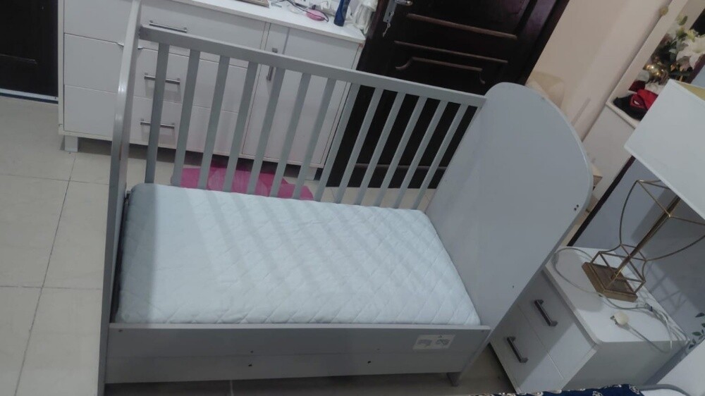 ikea baby bed in very good conditi - 2