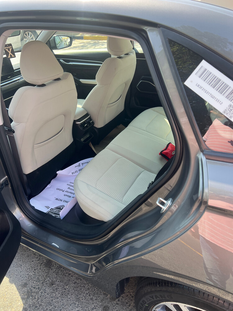 Geely Emgrand 2026 - 6