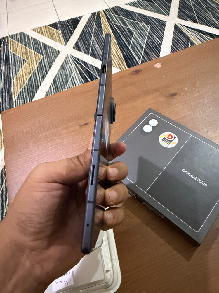 Samsung Galaxy Z Fold 8 256GB - 7