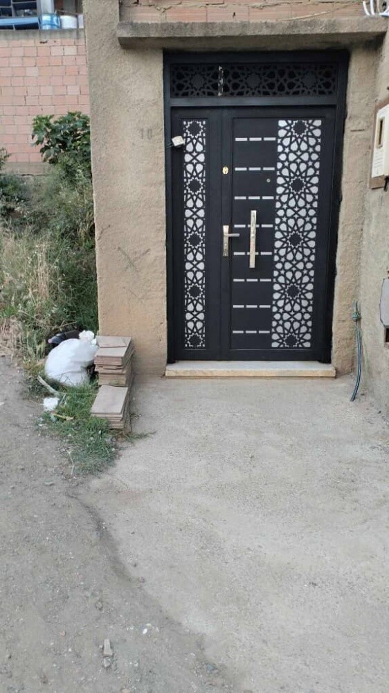 هذه عينات من اشغالي - 1