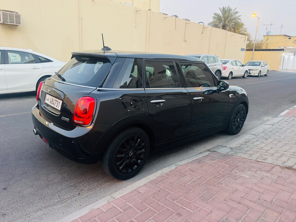30590916 sale - 5