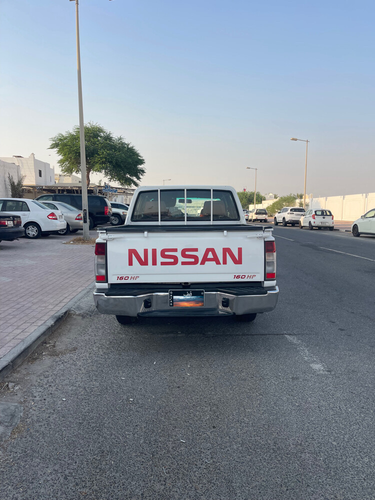Nissan picup 14 new istemara - 2
