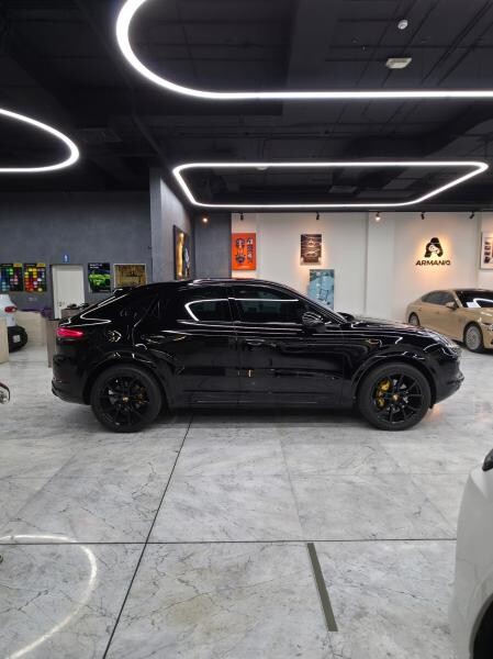PORCHE CAYENE S 2020 MODEL - 3