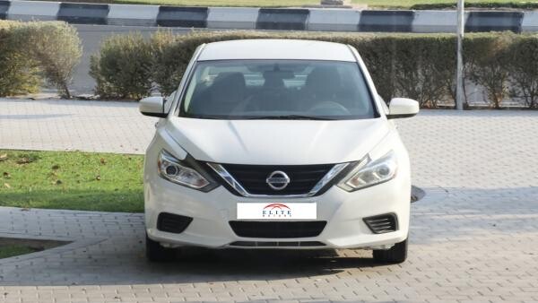 Nissan Altima  - S -  2017 - 2