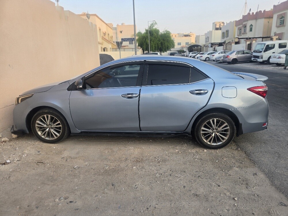 Tayota corolla full option XLI 2.0 - 2
