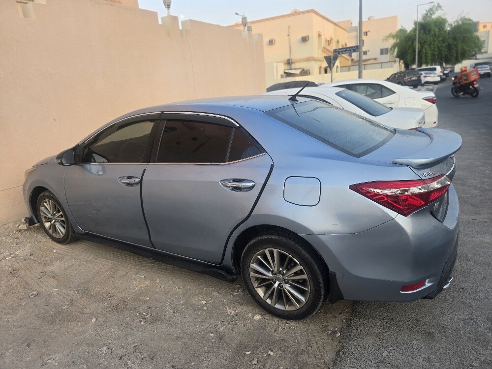 Tayota corolla full option XLI 2.0 - 3