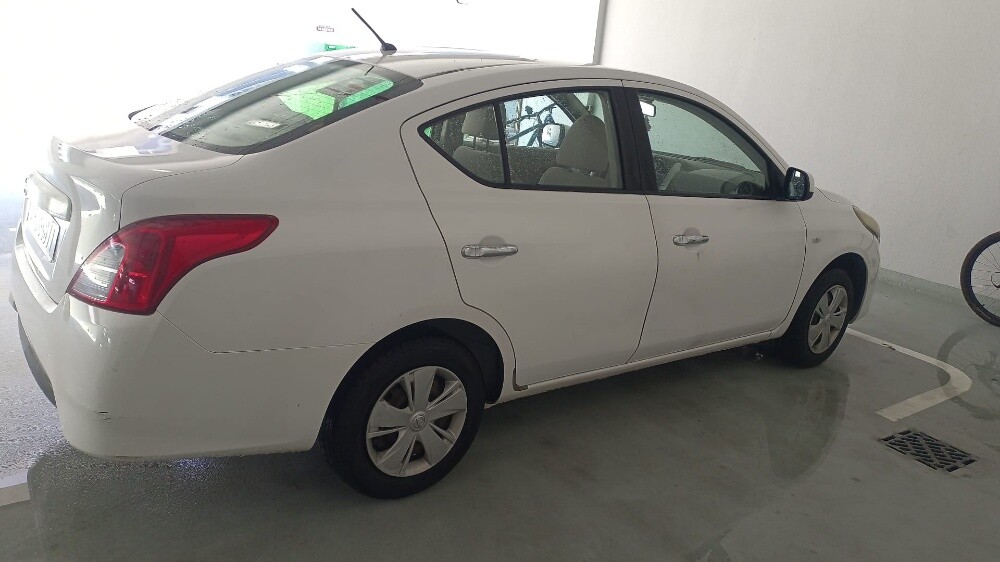 Nissan sunny 2019 - 4