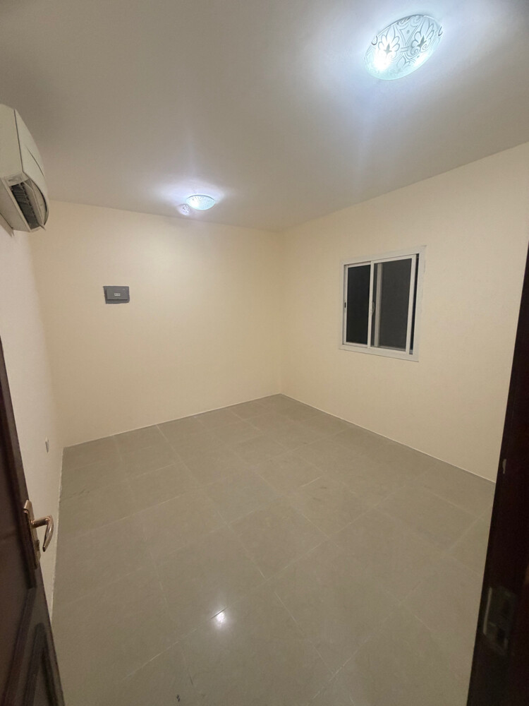 للايجارملحق ام صلال ارضي2600 - 5