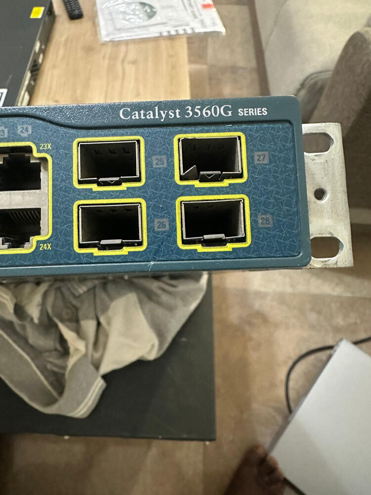 Cisco Catalyst 2960 Plus PoE - 4