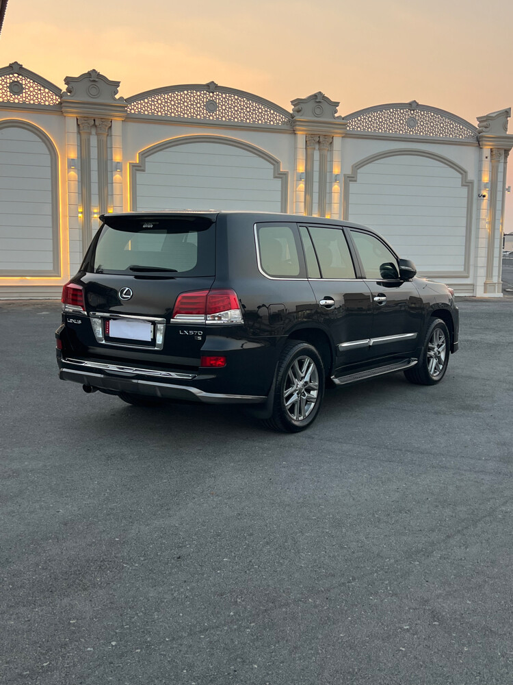 Lexus Lx 5.70 - 5