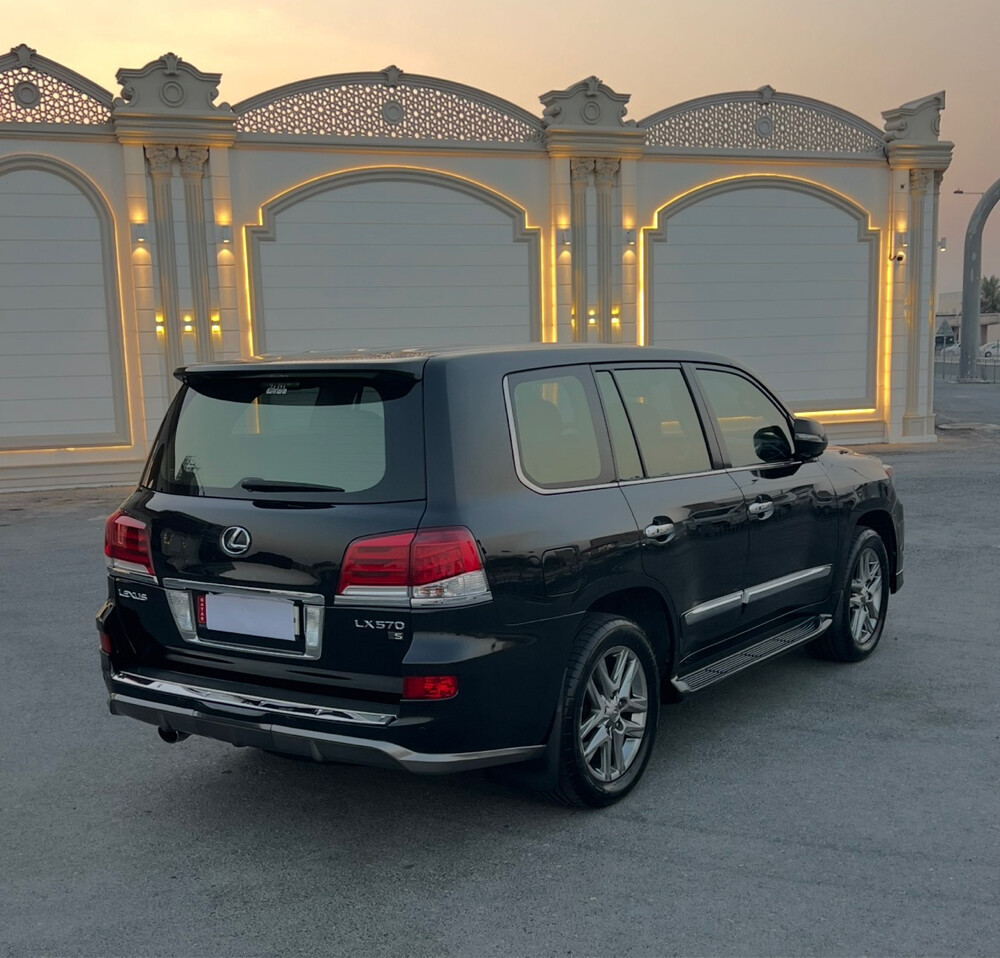 Lexus Lx 5.70 - 2