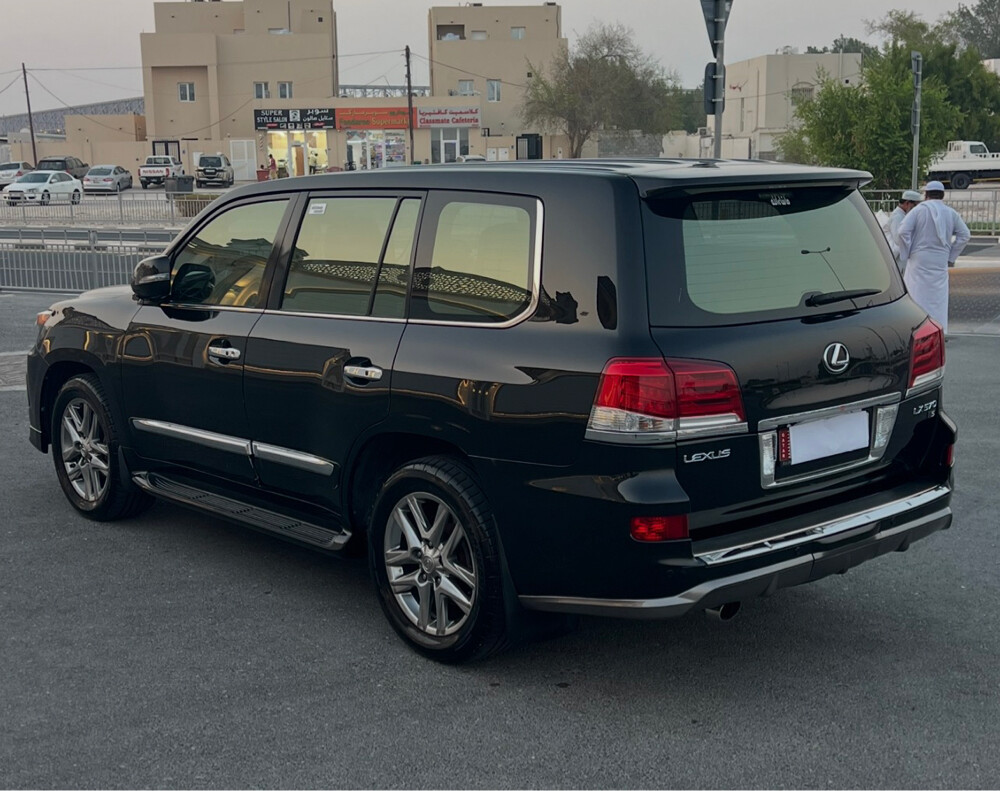 Lexus Lx 5.70 - 8