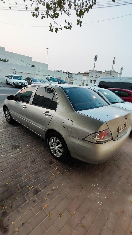 Mitsubishi lancer glx 2006 - 4