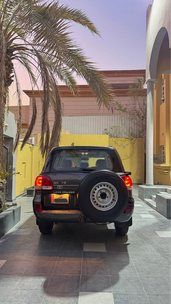 LAND CRUISER GX V6 - 8