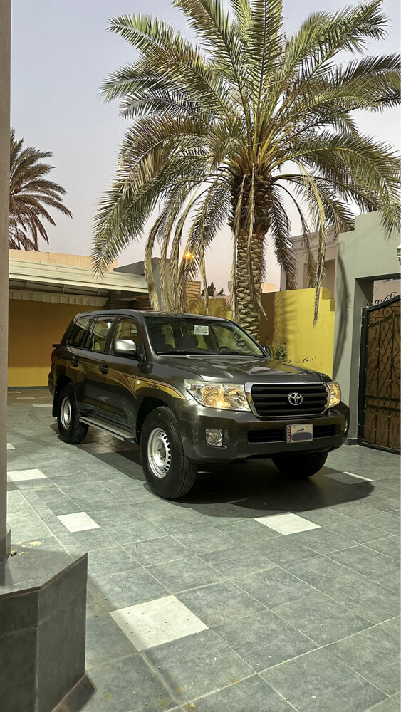 LAND CRUISER GX V6 - 1