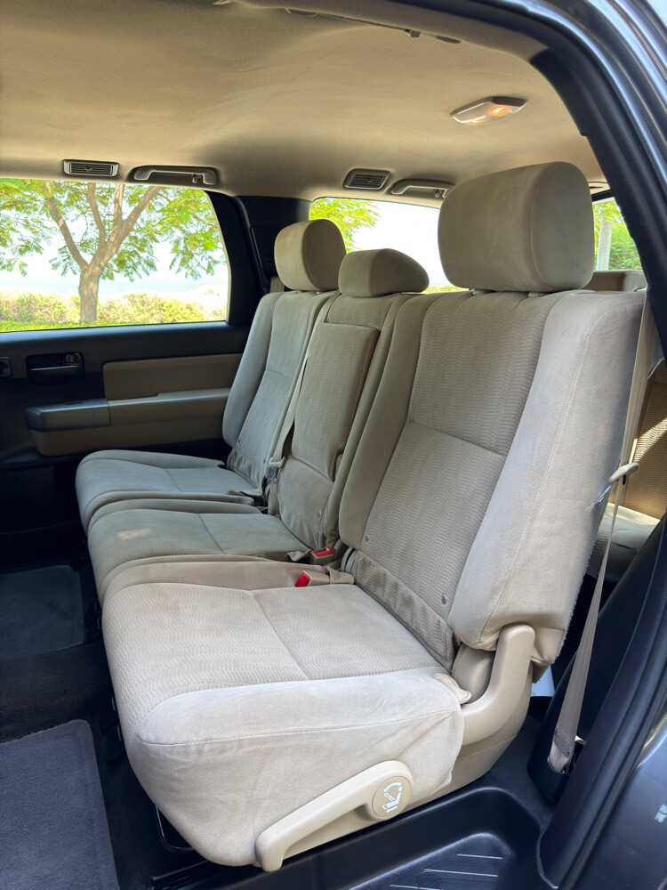 Toyota Sequoia 2015 SR5 - 12