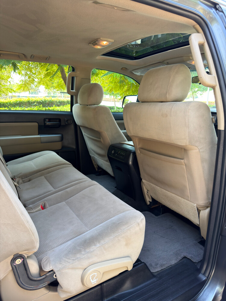 Toyota Sequoia 2015 SR5 - 10