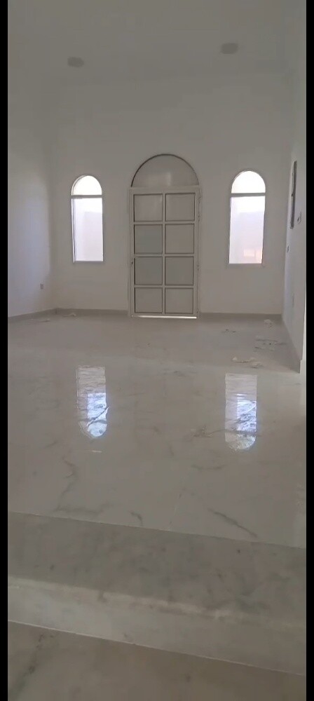 للايجار فيلا في معيذر - 3
