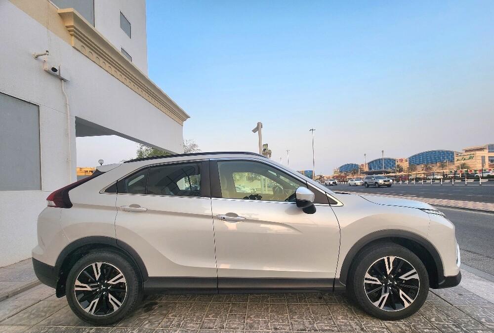 MITSUBISHI ECLIPSE CROSS 2022 - 4