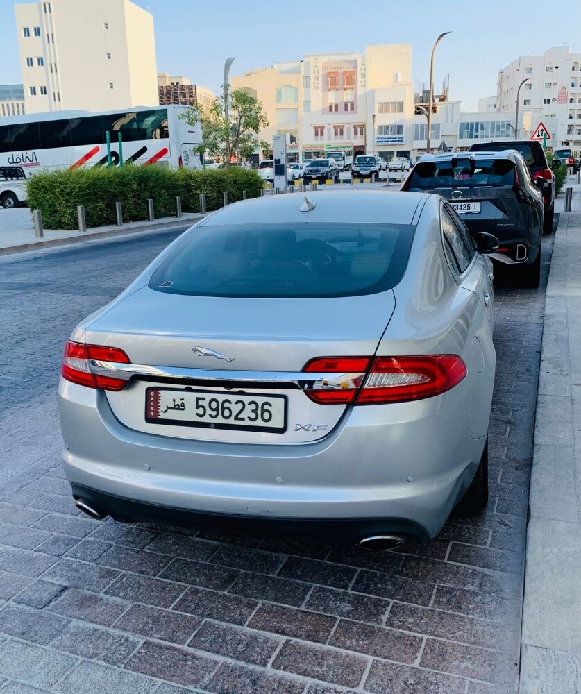 Jaguar XF - 3