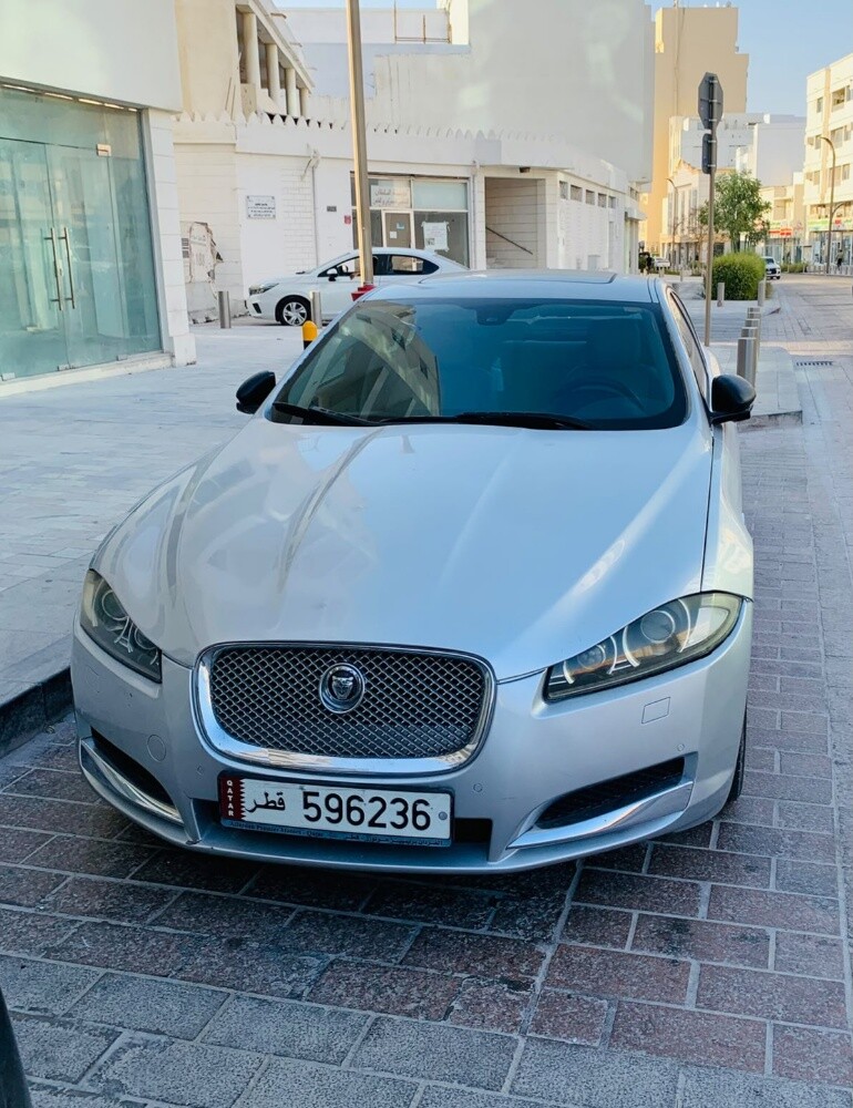 Jaguar XF - 1