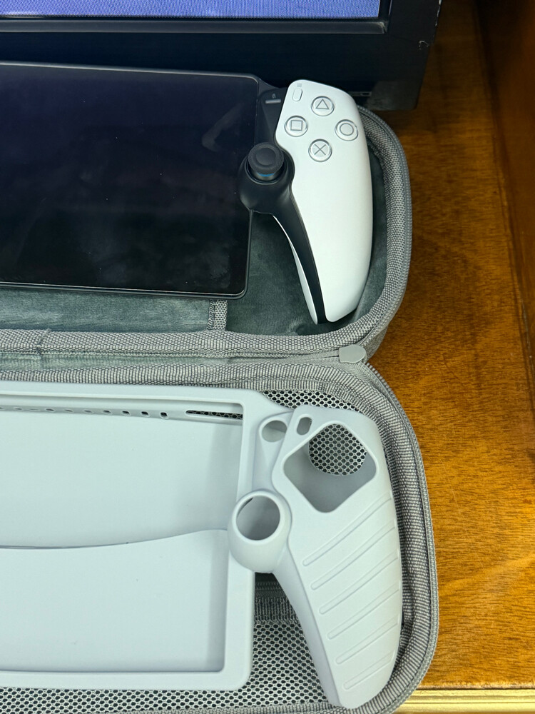playstation portal  - 2