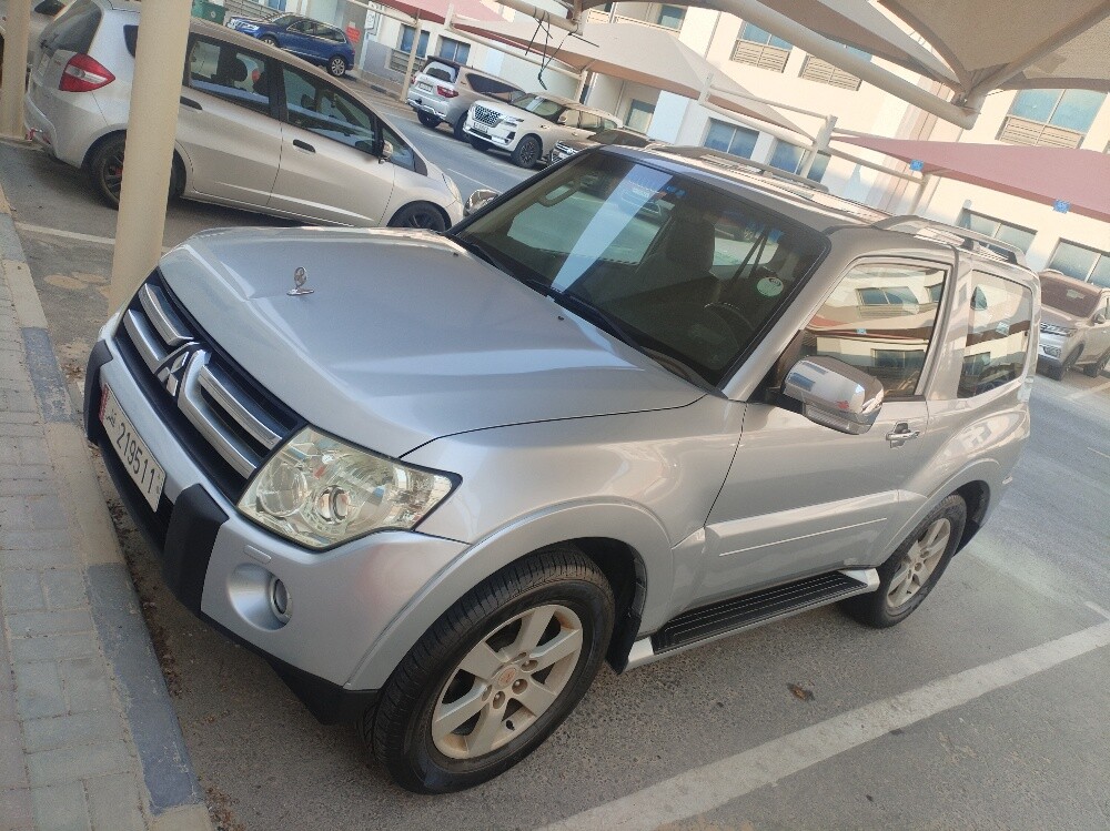 Mitsubishi Pajero 3.8L 2008 - 4