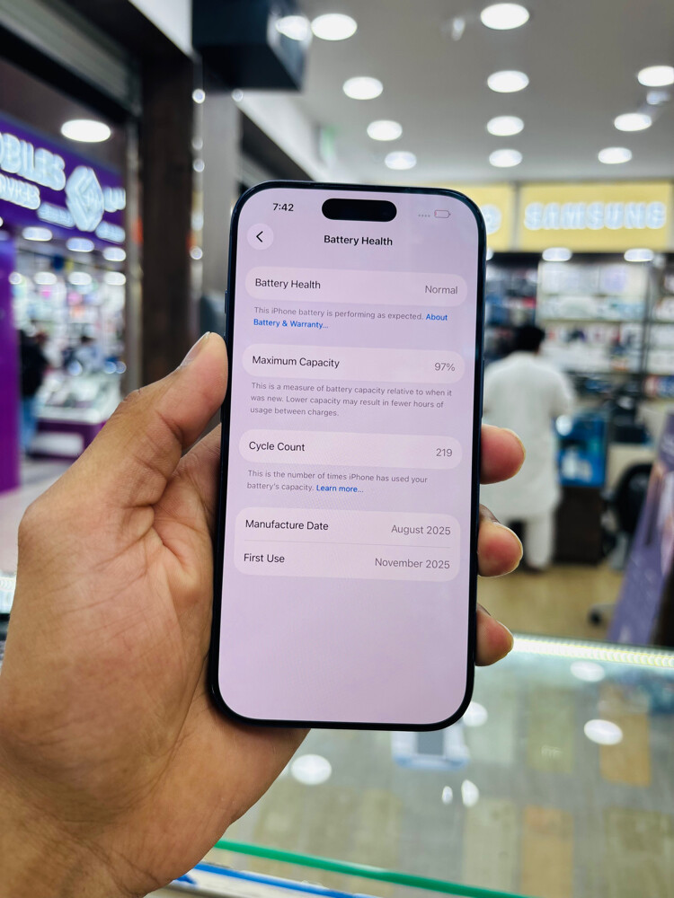 IPHONE 17 PRO 256GB  - 3