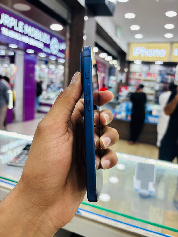 IPHONE 17 PRO 256GB  - 4