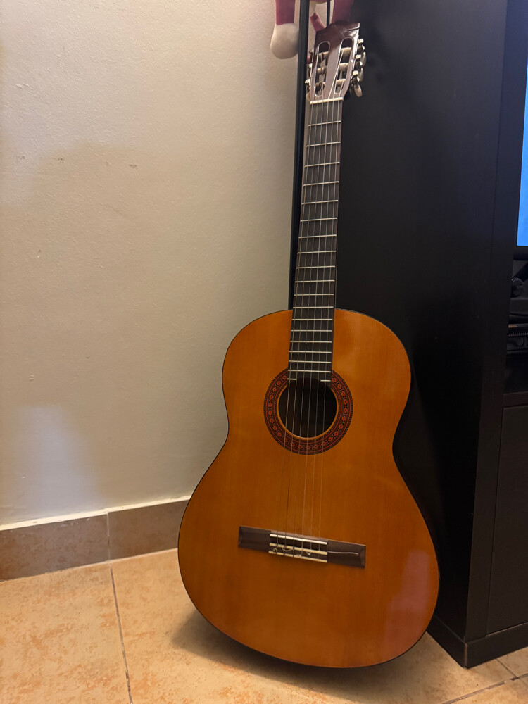 Yamaha cm40 Acoustic guitar - 4