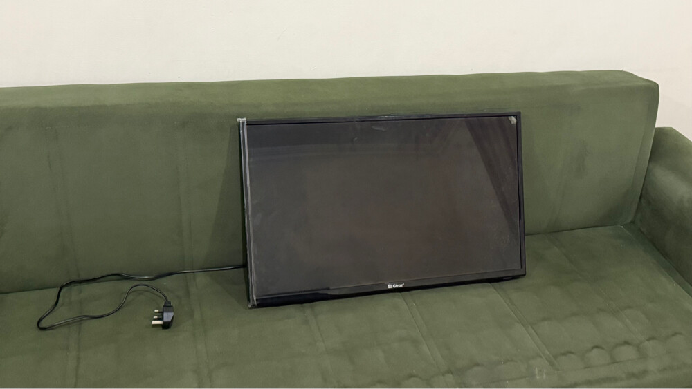 Gtron GT-500L 32’’ TV - 1