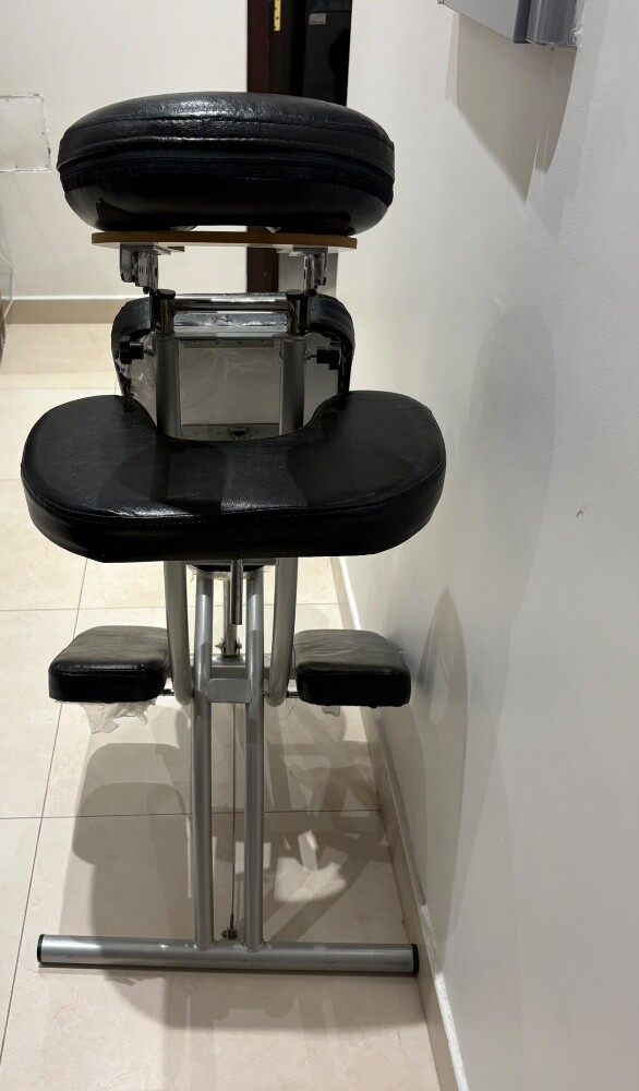 Cupping and massage chair. - 2