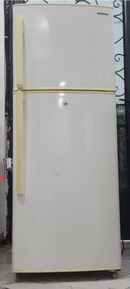SAMSUNG FRIDGE - 1