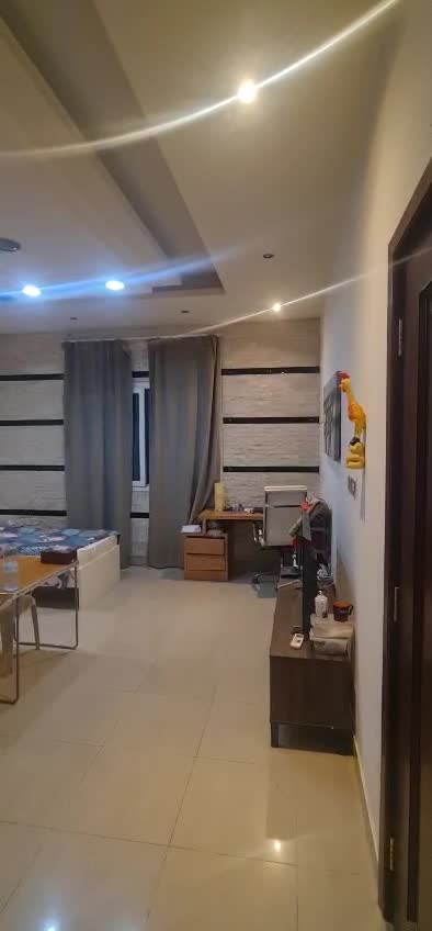 ستوديو كبير نظيف جدا 2200 بالسد ! - 1