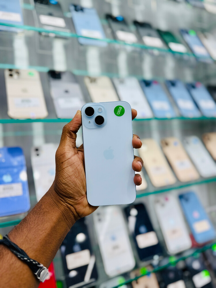 iPhone 15 - 1