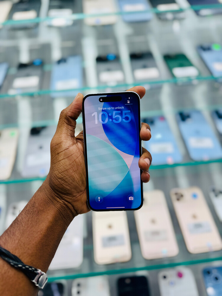iPhone 15 - 5