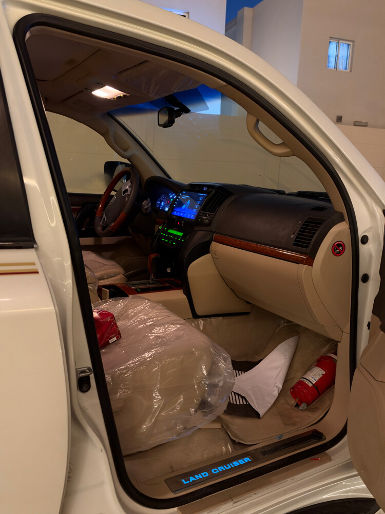 Toyota Land Cruiser 2012 - 3