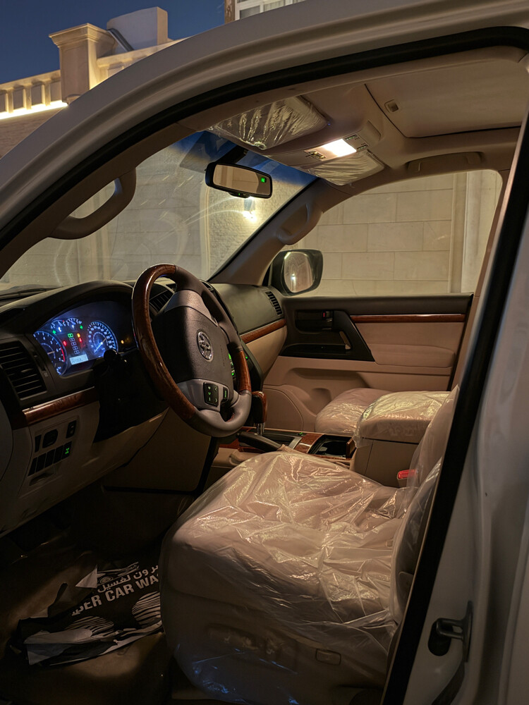 Toyota Land Cruiser 2012 - 6