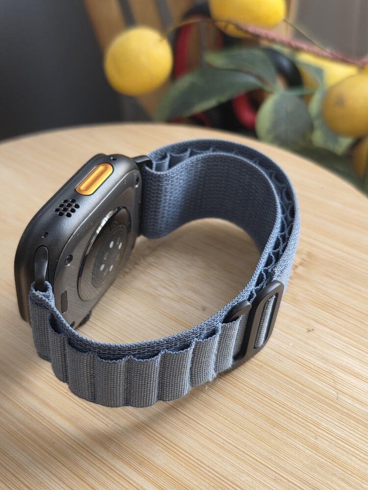 Apple Watch Ultra 3 49mm - 2