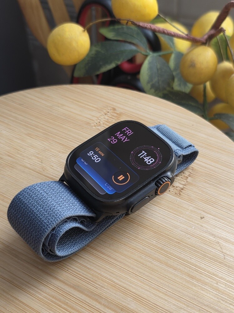 Apple Watch Ultra 3 49mm - 1