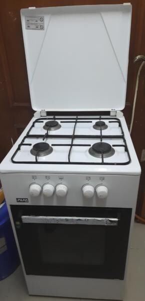 For sale TV, cooker, mattress - 3