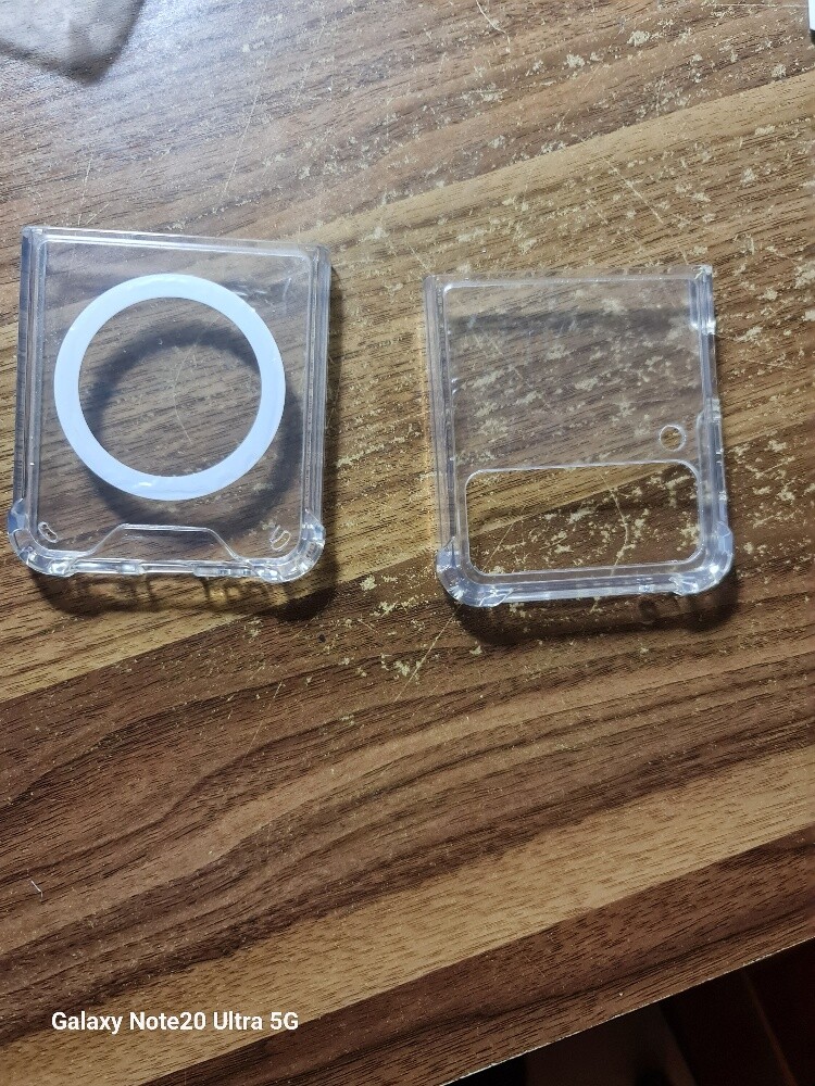 Samsung Galaxy Z Flip4 - 7