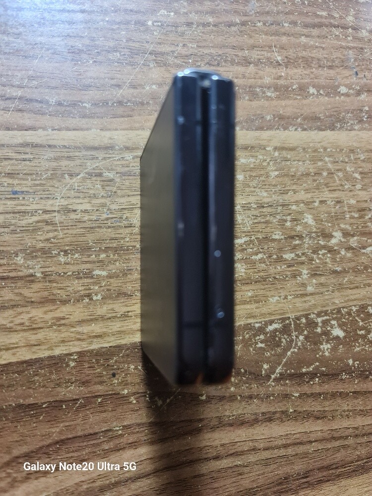 Samsung Galaxy Z Flip4 - 10