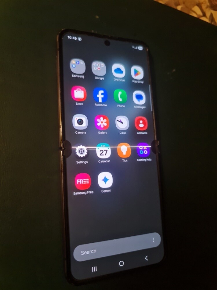 Samsung Galaxy Z Flip4 - 13