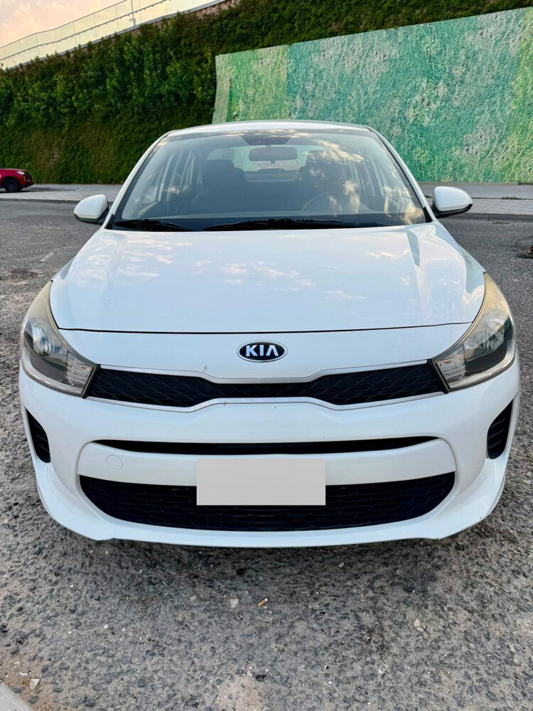 KIA rio 2019 mileage 227000  - 1