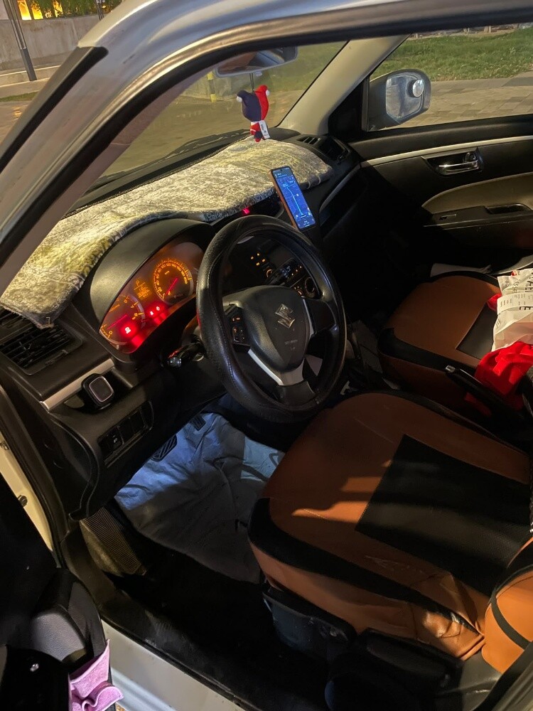 Suzuki swift 2015 - 2