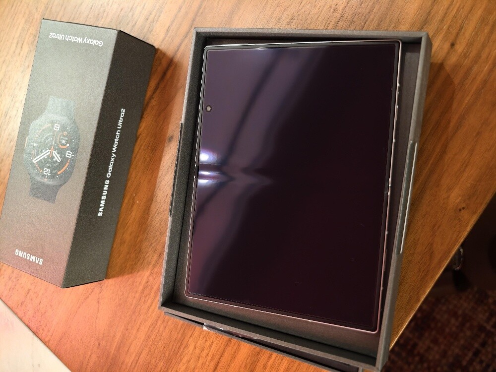 Samsung Z Fold 8 512 Gb white color - 3